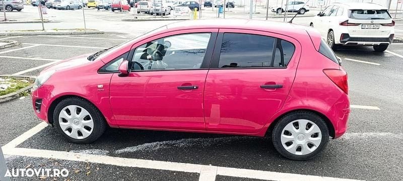 Culoarerosu Utilizat 2014 Opel Corsa Active | 4.500 EUR (Preț OK) - Imagine 1/4
