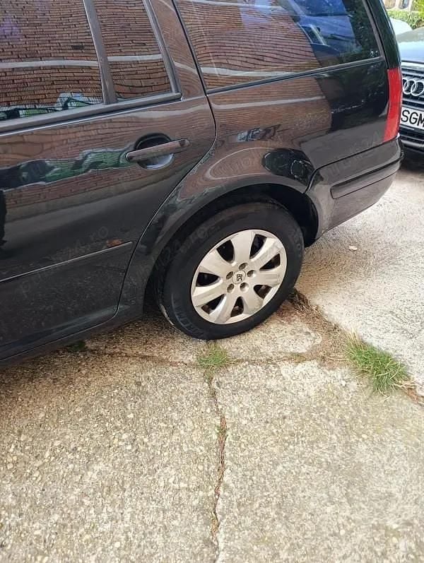 Utilizat 2001 VW Golf IV Break | 1.300 EUR (Preț OK) - Imagine 1/4
