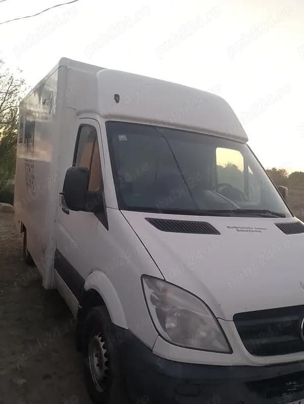 Utilizat 2012 Mercedes Sprinter Van | 8.750 EUR (Super Preț) - Imagine 1/4