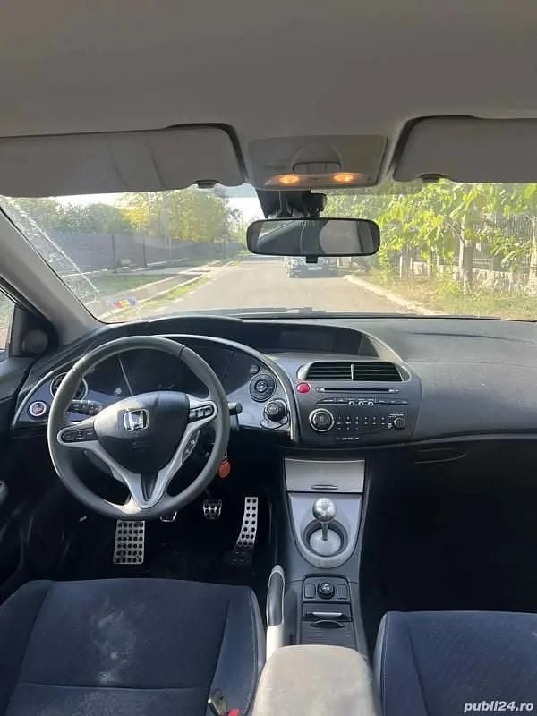 Utilizat 2008 Honda Civic Hatchback | 2.000 EUR (Super Preț) - Imagine 1/4