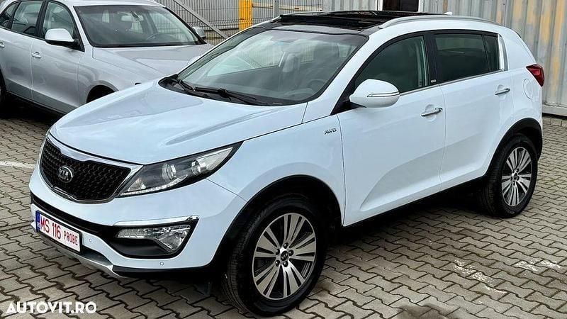 Alb Utilizat 2015 Kia Sportage SUV | 12.999 EUR (Preț OK) - Imagine 1/4