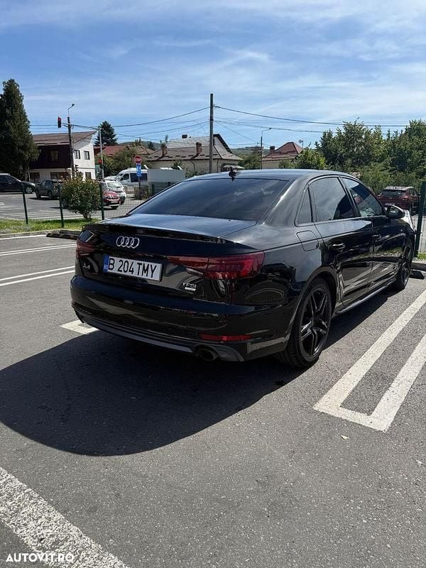 Culoarenegru Utilizat 2018 Audi A4 S-Line Berlinǎ | 22.000 EUR (Preț OK) - Imagine 1/4
