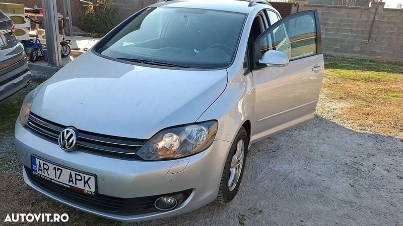Culoaregri Utilizat 2013 VW Golf VII Hatchback | 6.900 EUR (Super Preț) - Imagine 1/4