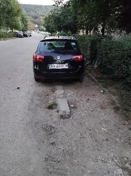 Utilizat 2012 Seat Ibiza Berlinǎ | 1.550 EUR (Super Preț) - Imagine 1/4