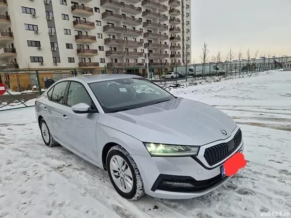 Utilizat 2021 Skoda Octavia Berlinǎ | 13.750 EUR (Super Preț) - Imagine 1/4