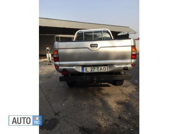 Second-hand Mitsubishi L200 98 CP (72 kW) 2002 Pickup