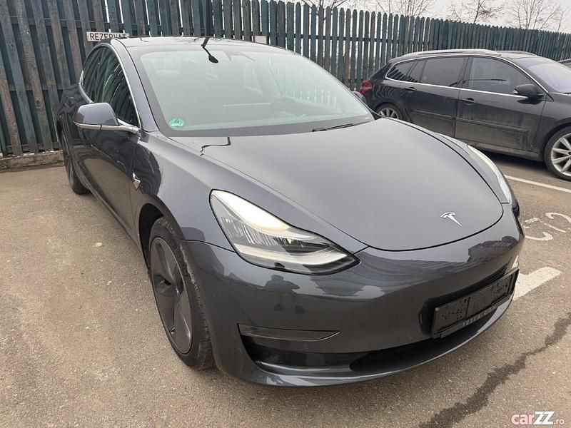 Second-hand Tesla Model 3 81 kW (111 CP) 2020 Berlinǎ