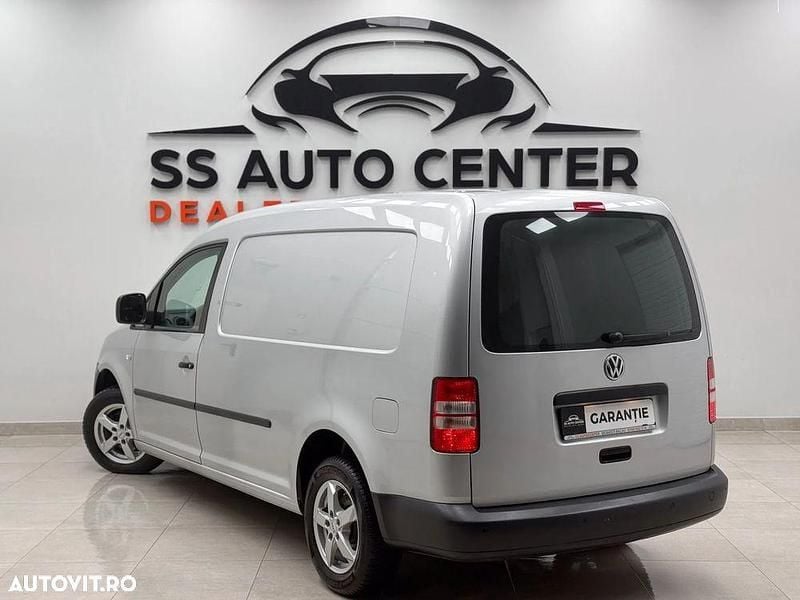 Second-hand VW Caddy 102 CP (75 kW) 2014 Argint Monovolum