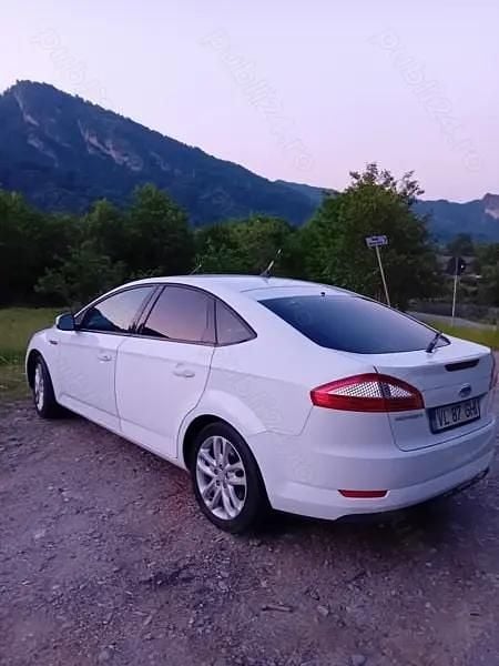 Second-hand Ford Mondeo 140 CP (102 kW) 2010 Berlinǎ