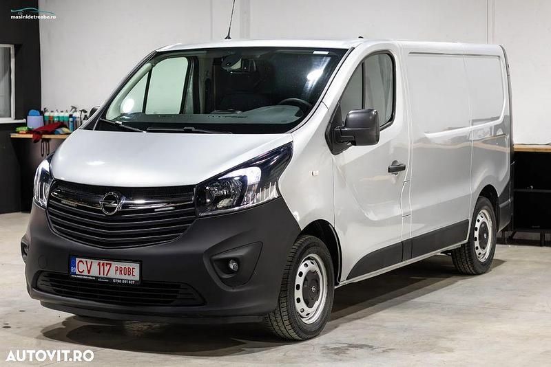 Second-hand Opel Vivaro 125 CP (91 kW) 2019 Culoareargint Monovolum