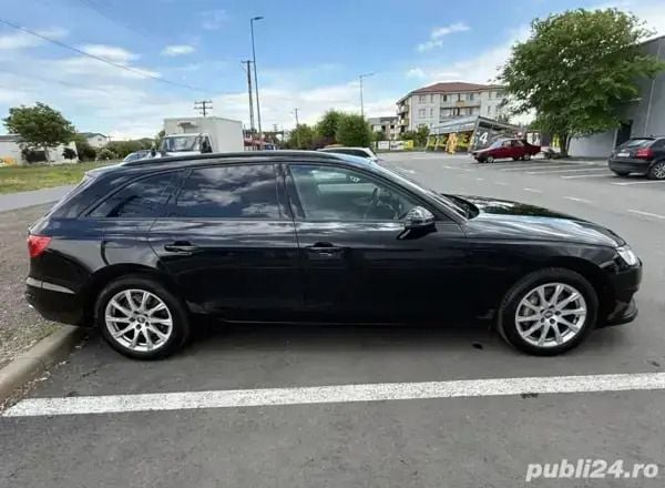 Utilizat 2020 Audi A4 Break | 21.500 EUR (Preț bun) - Imagine 1/4