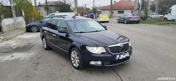 Utilizat 2009 Skoda Superb Berlinǎ | 6.250 EUR (Preț OK) - Imagine 1/4