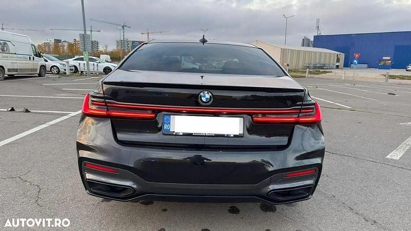 Second-hand BMW 730 Comfort Edition 286 CP (210 kW) 2022 Culoarenegru Berlinǎ
