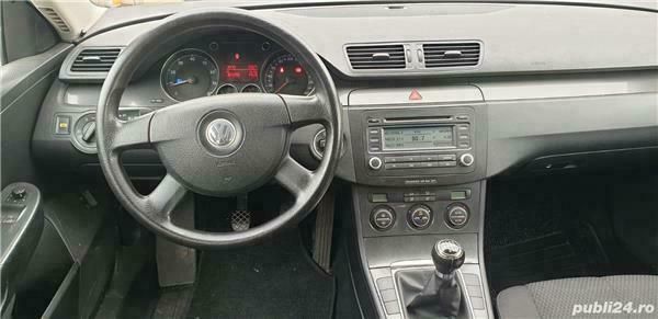 Second-hand VW Passat 116 CP (85 kW) 2006 Argintiu Berlinǎ