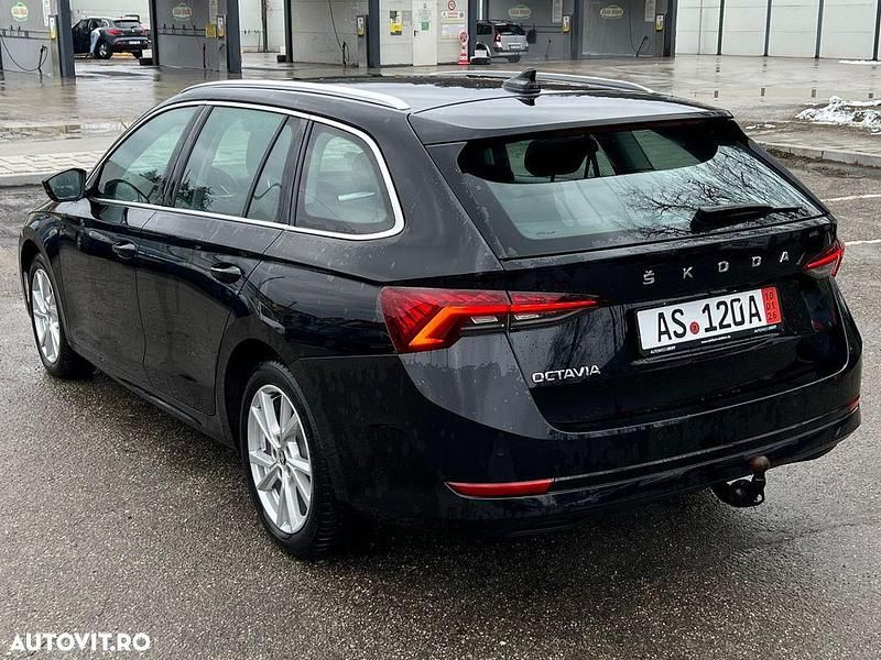 Second-hand Skoda Octavia First Edition 150 CP (110 kW) 2022 Culoarenegru Break