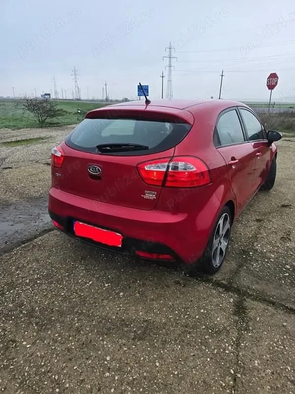 Second-hand Kia Rio 90 CP (66 kW) 2012 Hatchback
