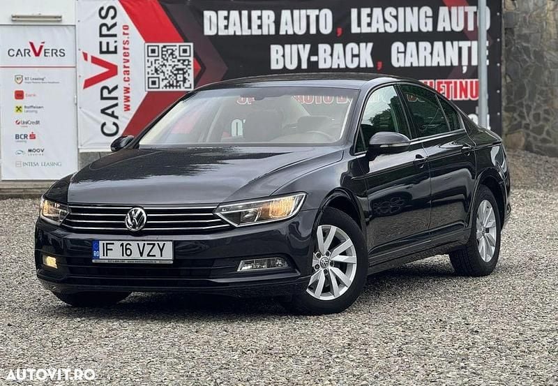 Culoarenegru Utilizat 2017 VW Passat Comfortline Berlinǎ | 9.990 EUR (Preț bun) - Imagine 1/4