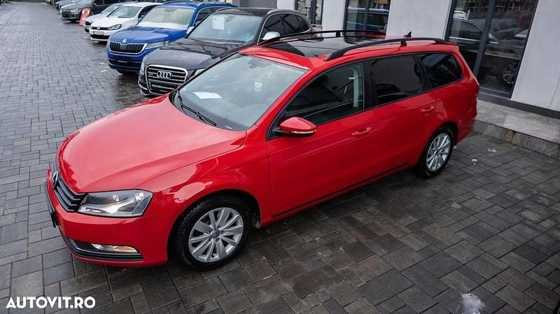 Second-hand VW Passat Trendline 140 CP (102 kW) 2012 Culoarerosu Break