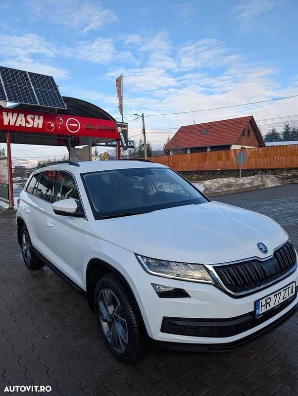 Culoarealb Utilizat 2021 Skoda Kodiaq Style SUV | 27.900 EUR (Preț OK) - Imagine 1/4