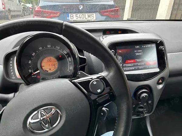 Rosu Utilizat 2020 Toyota Aygo Hatchback | 12.200 EUR (Preț bun) - Imagine 1/4