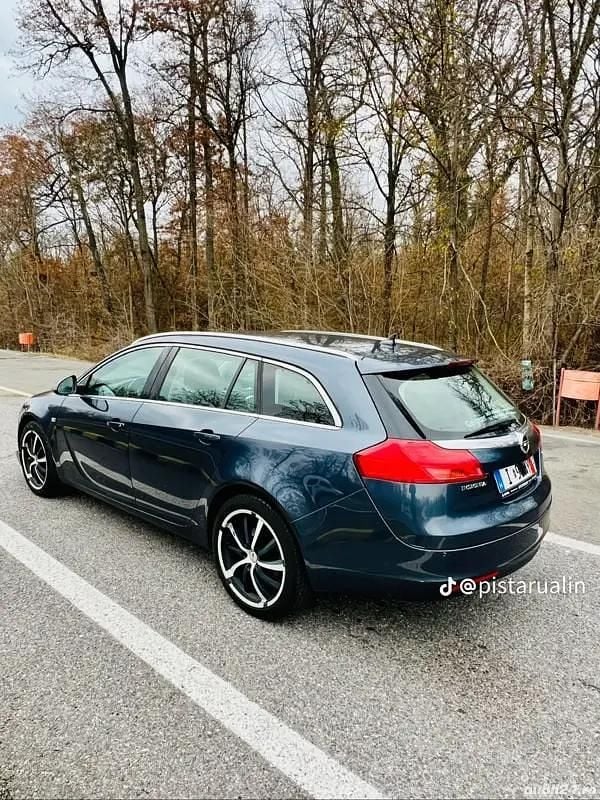 Utilizat 2009 Opel Insignia Berlinǎ | 3.700 EUR (Preț OK) - Imagine 1/4