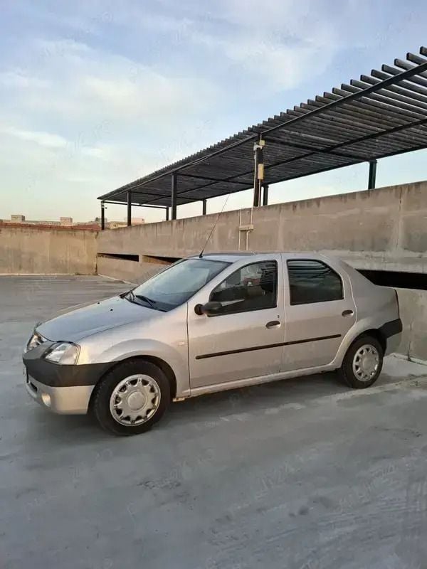 Argintiu Utilizat 2008 Dacia Logan Berlinǎ | 2.700 EUR (Preț OK) - Imagine 1/4