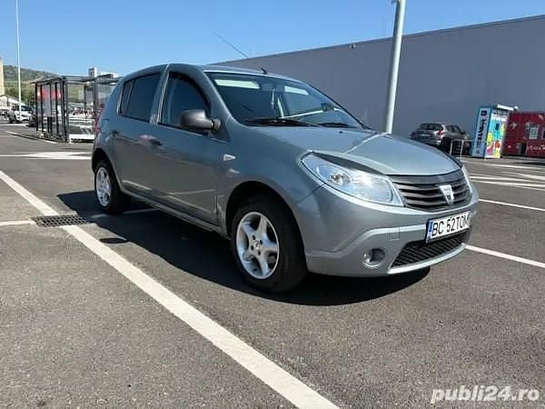 Utilizat 2008 Dacia Sandero Hatchback | 2.650 EUR (Preț OK) - Imagine 1/4