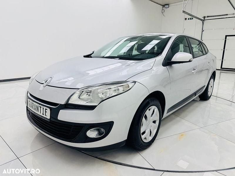 Culoaregri Utilizat 2012 Renault Mégane GrandTour Dynamique Break | 5.690 EUR (Scump) - Imagine 1/4
