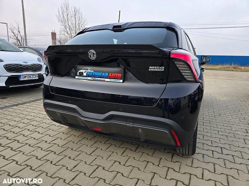 Second-hand MG MG4 EV 125 kW (170 CP) 2022 Culoarenegru Hatchback