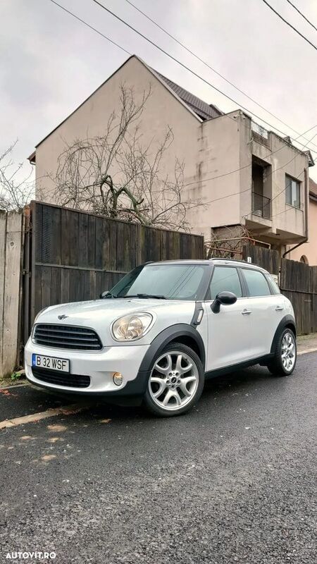Alb Utilizat 2013 Mini Cooper Countryman SUV | 7.300 EUR - Imagine 1/4