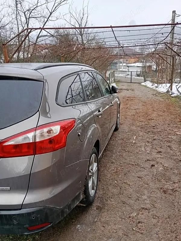 Second-hand Ford Focus 125 CP (91 kW) 2013 Berlinǎ