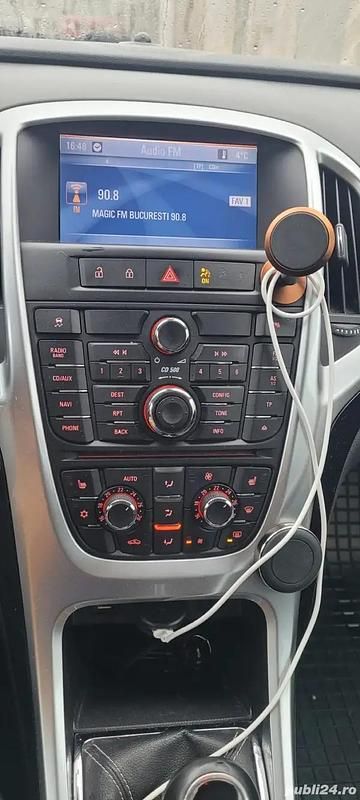 Second-hand Opel Astra 125 CP (91 kW) 2011 Gri Hatchback