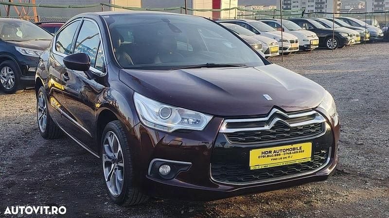 Second-hand Citroën DS4 Sport Chic 200 CP (147 kW) 2011 Culoaremaro Hatchback