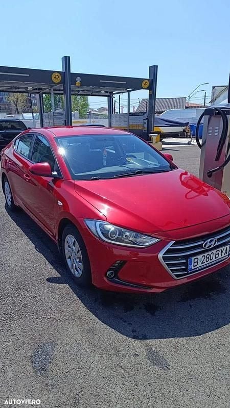 Culoarerosu Utilizat 2018 Hyundai Elantra Comfort Berlinǎ | 11.500 EUR (Preț OK) - Imagine 1/4