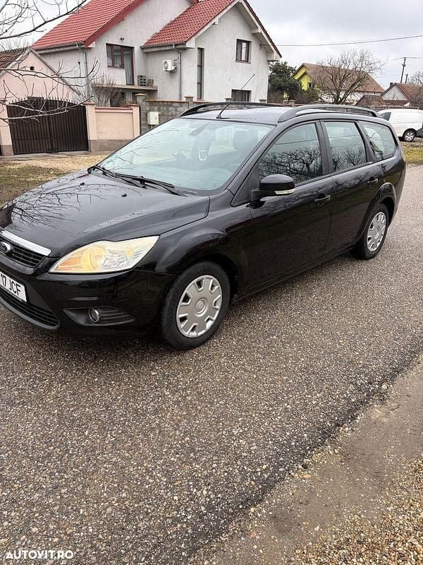 Culoarenegru Second-hand 2008 Ford Focus Trend Break | 1.500 EUR (Preț bun) - Imagine 1/4