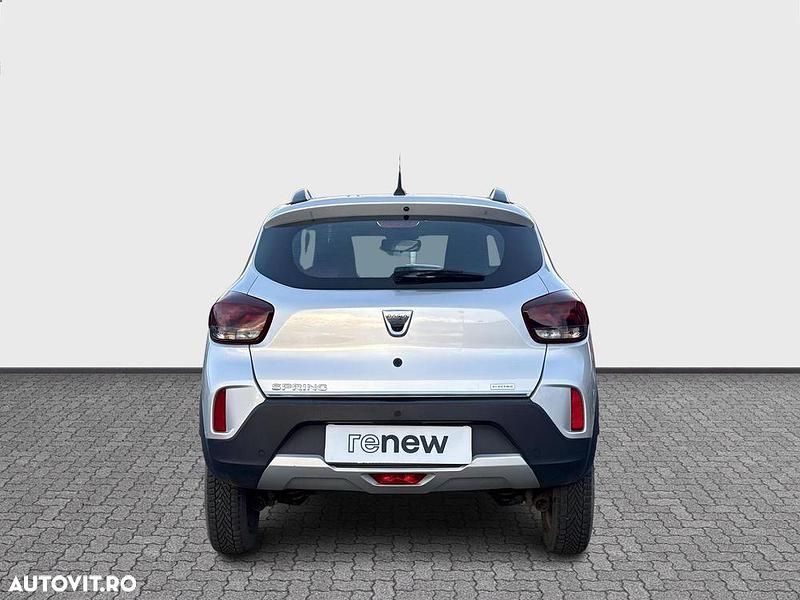 Second-hand Dacia Spring 33 kW (45 CP) 2021 Culoareargint Hatchback