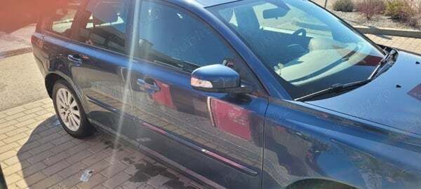 Utilizat 2007 Volvo V50 Break | 1.500 EUR (Preț bun) - Imagine 1/4