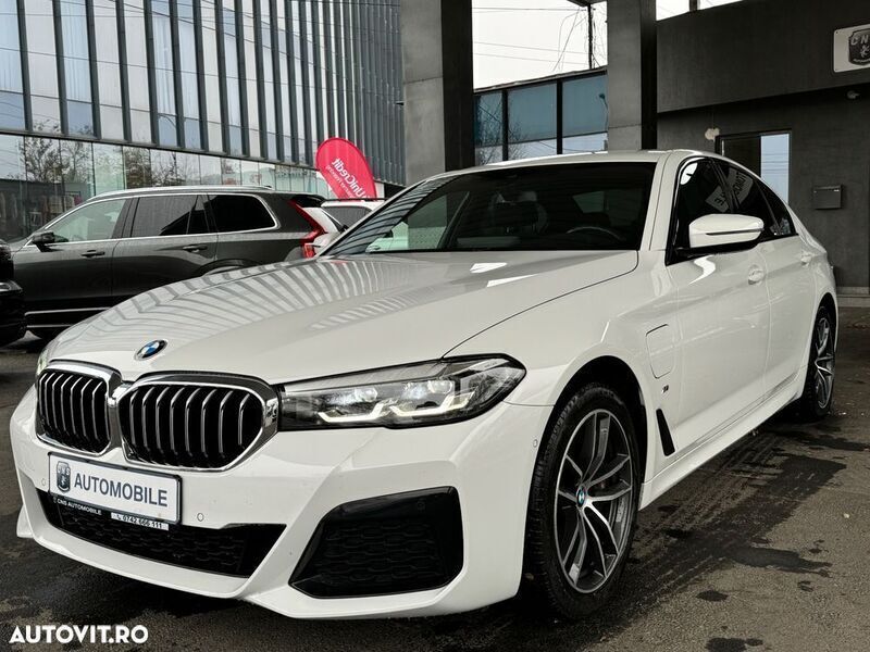 Alb Utilizat 2020 BMW 530e M Sport Berlinǎ | 36.097 EUR (Scump) - Imagine 1/4