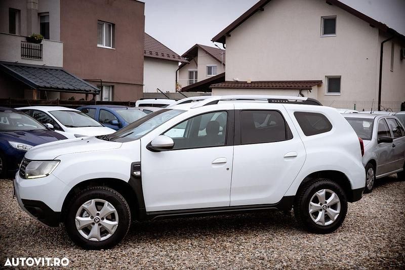 Second-hand Dacia Duster Comfort 115 CP (84 kW) 2021 Culoarealb SUV
