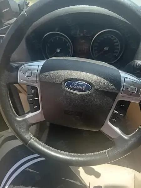 Second-hand Ford Mondeo Ghia 145 CP (106 kW) 2008 Negru Berlinǎ