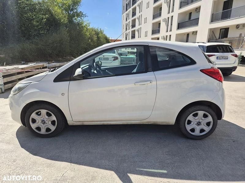 Second-hand Ford Ka 69 CP (50 kW) 2011 Culoarealb Hatchback
