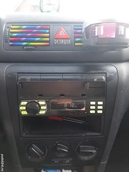 Second-hand Skoda Octavia 75 CP (55 kW) 2006 Gri Hatchback