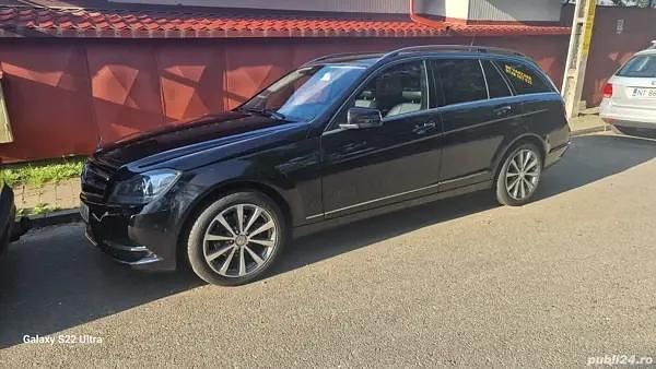 Second-hand Mercedes C180 136 CP (100 kW) 2012 Negru Break