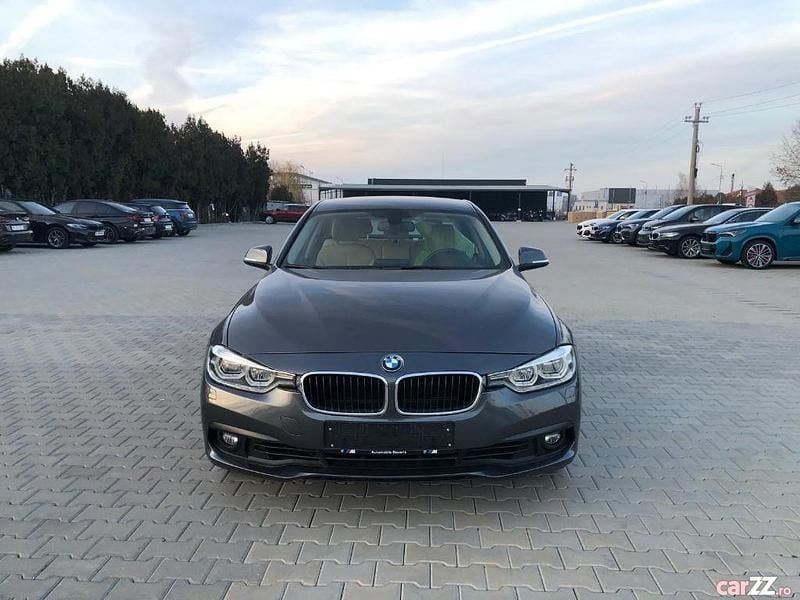 Second-hand BMW 320 Luxury Line 184 CP (135 kW) 2018 Gri Berlinǎ