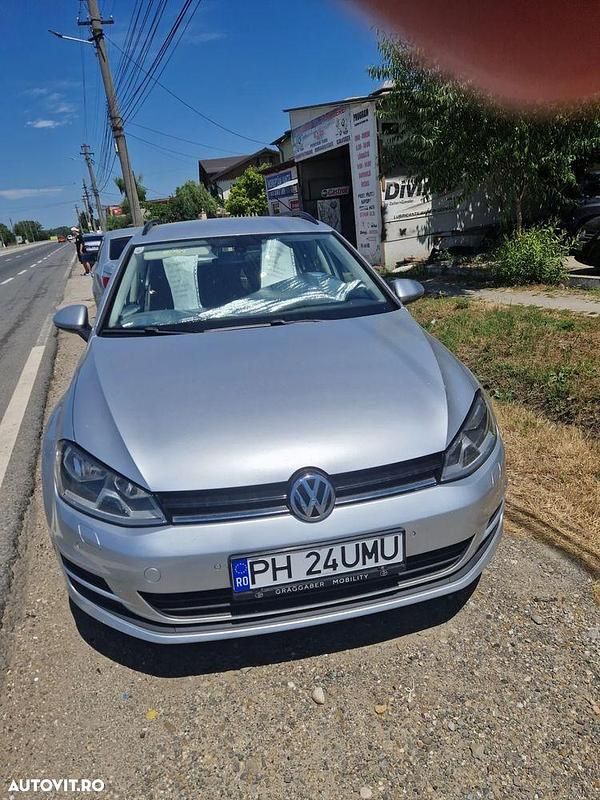 Gri Utilizat 2015 VW Golf VII Comfortline Break | 6.490 EUR (Preț bun) - Imagine 1/4