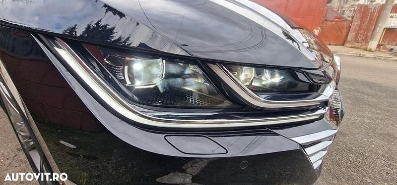 Second-hand VW Arteon R-line 190 CP (139 kW) 2019 Culoarenegru Berlinǎ