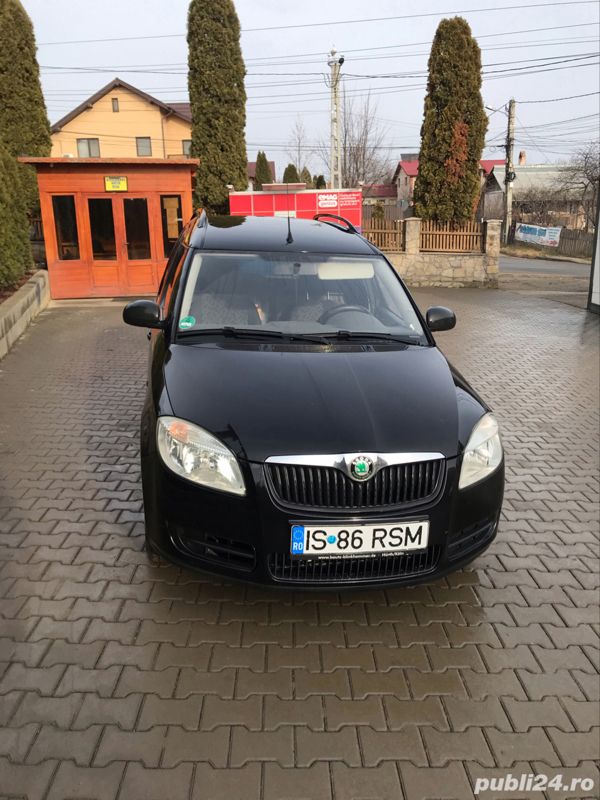 Utilizat 2009 Skoda Roomster Monovolum | 2.300 EUR - Imagine 1/4