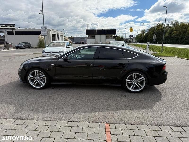 Second-hand Audi A7 Sport 313 CP (230 kW) 2012 Culoaremaro Hatchback