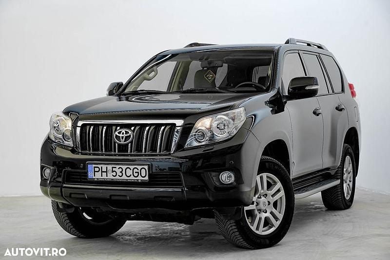 Culoarenegru Utilizat 2010 Toyota Land Cruiser Luxury SUV | 24.900 EUR (Scump) - Imagine 1/4