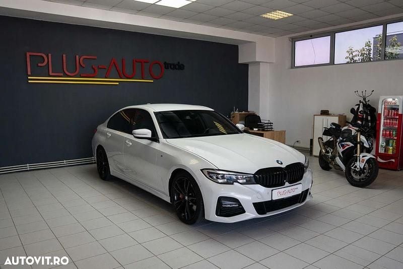 Culoarealb Utilizat 2021 BMW 330 M Sport Berlinǎ | 32.749 EUR (Super Preț) - Imagine 1/4
